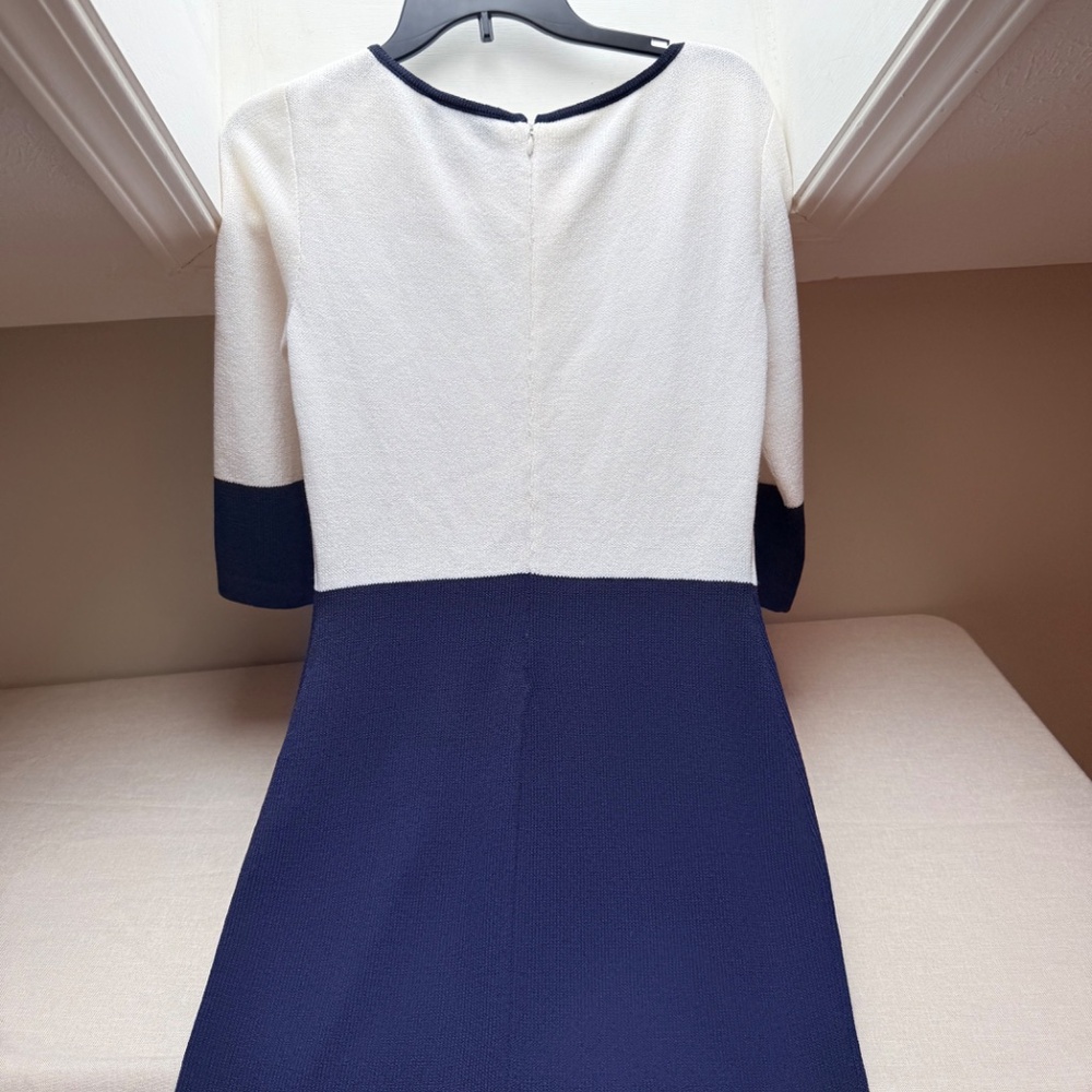St. John Navy White Colorblock Round Neck 3/4 Sleeves Sheath Dress Size 4 - Picture 7 of 10